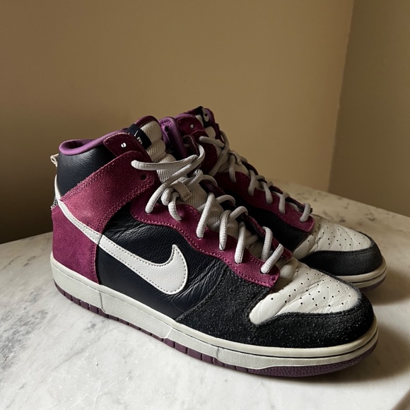 Nike SB Dunk Unheavens Gate - Picture 1 of 5